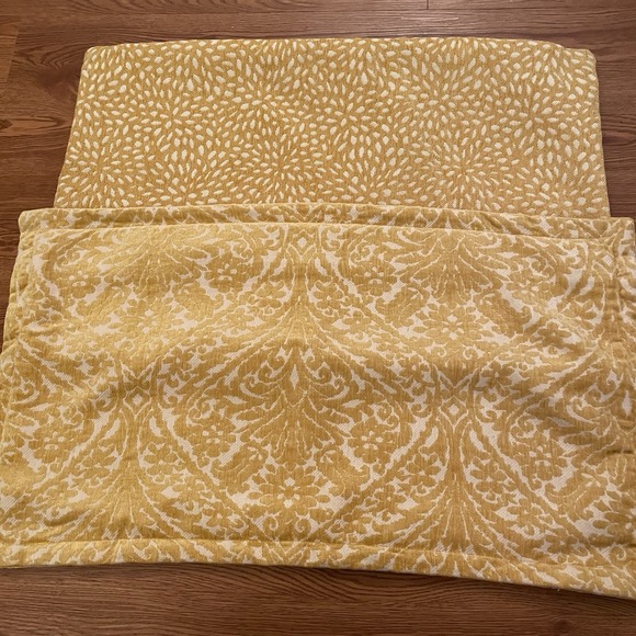 Other - Set Of 2 Yellow/White Damask Pillow Covers Zipper Closure (23 X 15 & 25 X 14)
